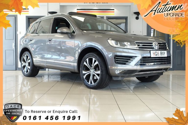 Used 2016 GREY VOLKSWAGEN TOUAREG Estate 3.0 V6 R-LINE TDI BLUEMOTION TECHNOLOGY 5d AUTO 259 BHP DIESEL (reg. 2016-06-27) (Automatic) for sale in Stockport