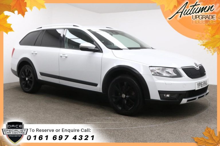Used 2016 WHITE SKODA OCTAVIA Estate 2.0 SCOUT TDI DSG 5d AUTO 181 BHP DIESEL (reg. 2016-04-18) (Automatic) for sale in Stockport