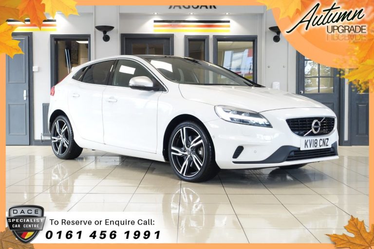 Used 2018 WHITE VOLVO V40 Hatchback 2.0 D3 R-DESIGN PRO 5d AUTO 148 BHP DIESEL (reg. 2018-03-28) (Automatic) for sale in Stockport