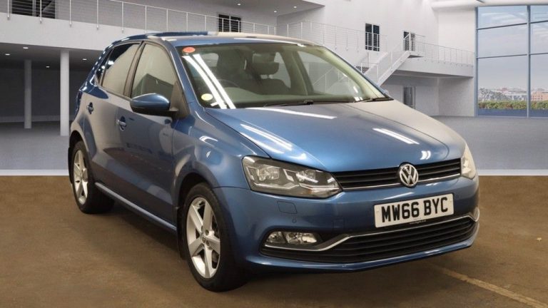 Used 2016 BLUE VOLKSWAGEN POLO Hatchback 1.0 SEL TSI DSG 5DR AUTO 109 BHP PETROL (reg. 2016-11-17) (Automatic) for sale in Stockport