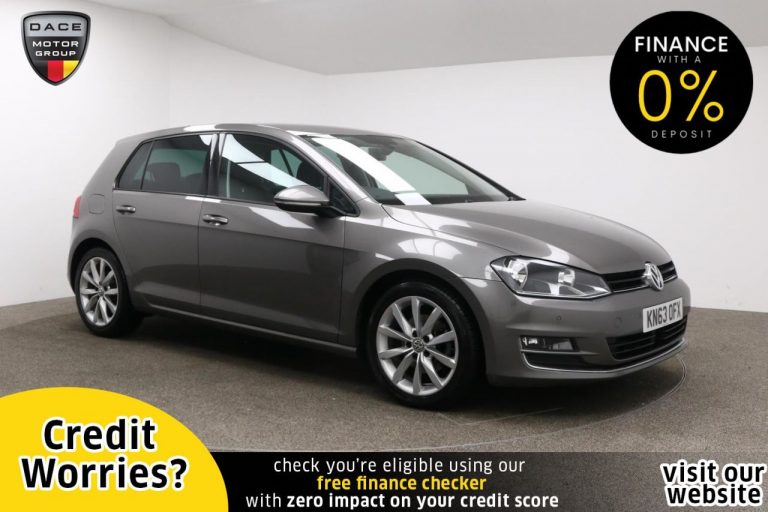 Used 2013 GREY VOLKSWAGEN GOLF Hatchback 2.0 GT TDI BLUEMOTION TECHNOLOGY DSG 5d 148 BHP DIESEL (reg. 2013-09-27) (Automatic) for sale in Stockport