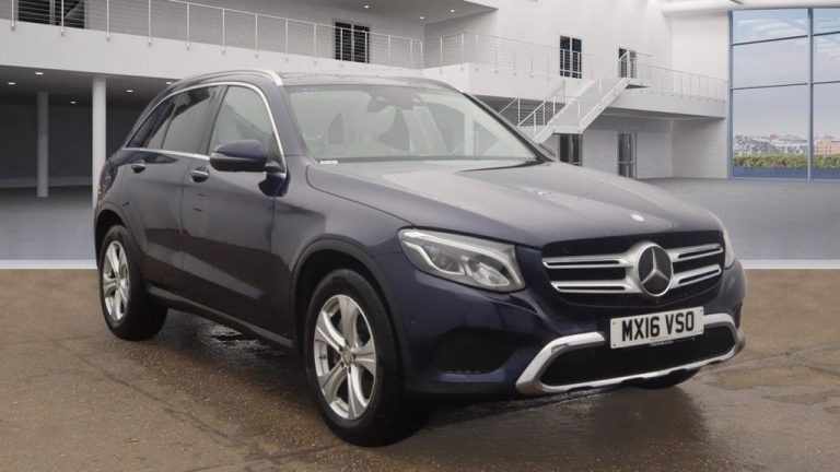 Used 2016 BLUE MERCEDES-BENZ GLC-CLASS Estate 2.1 GLC 250 D 4MATIC SPORT PREMIUM 5DR AUTO 201 BHP DIESEL (reg. 2016-03-04) (Automatic) for sale in Stockport