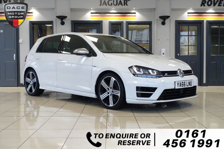 Used 2017 WHITE VOLKSWAGEN GOLF Hatchback 2.0 R DSG 5d AUTO 298 BHP PETROL (reg. 2017-01-04) (Automatic) for sale in Stockport
