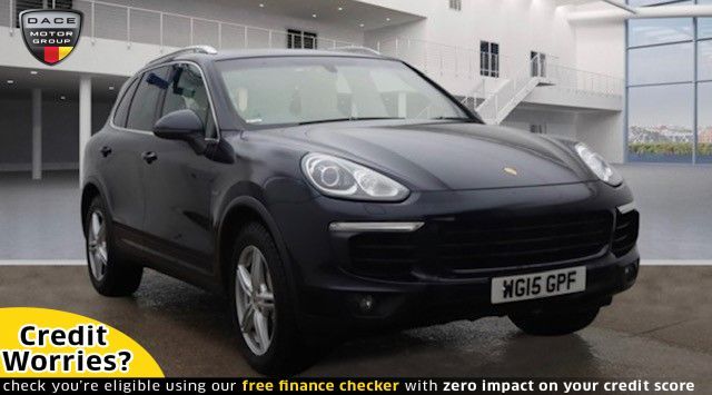 Used 2015 BLUE PORSCHE CAYENNE Estate 4.1 D V8 S TIPTRONIC S 5d AUTO 385 BHP DIESEL (reg. 2015-06-12) (Automatic) for sale in Stockport
