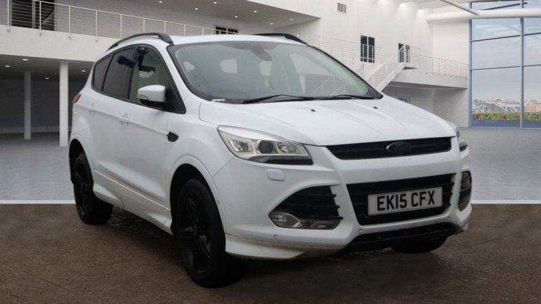 Used 2015 WHITE FORD KUGA Hatchback 2.0 TITANIUM X SPORT TDCI 5d AUTO 177 BHP DIESEL (reg. 2015-03-24) (Automatic) for sale in Stockport