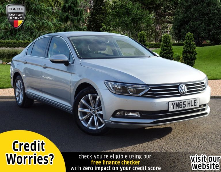 Used 2016 SILVER VOLKSWAGEN PASSAT Saloon 1.6 SE BUSINESS TDI BLUEMOTION TECH DSG 4d AUTO 119 BHP DIESEL (reg. 2016-01-14) (Automatic) for sale in Stockport