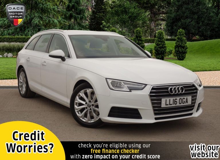 Used 2016 WHITE AUDI A4 AVANT Estate 2.0 AVANT TDI ULTRA SE 5d AUTO 148 BHP DIESEL (reg. 2016-05-05) (Automatic) for sale in Stockport