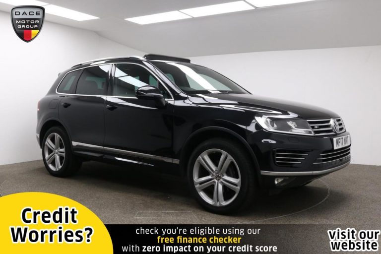 Used 2017 BLACK VOLKSWAGEN TOUAREG Estate 3.0 V6 R-LINE PLUS TDI BLUEMOTION TECHNOLOGY 5d AUTO 259 BHP DIESEL (reg. 2017-03-31) (Automatic) for sale in Stockport