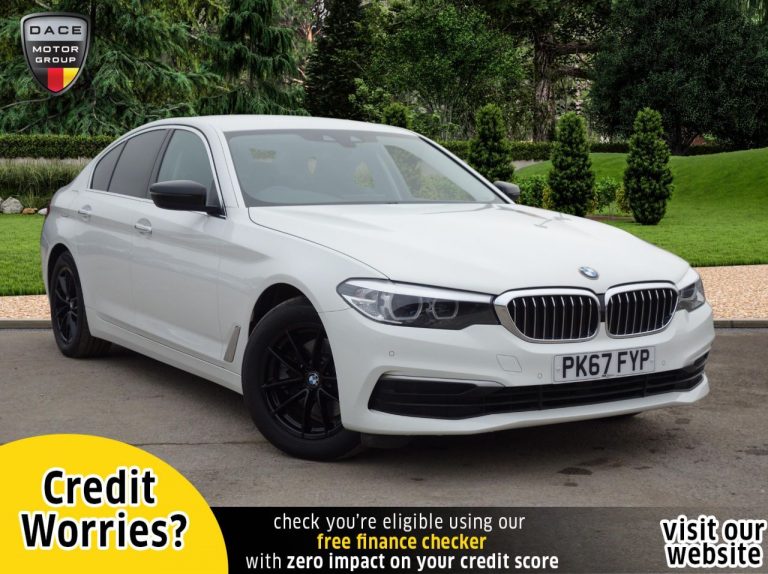 Used 2017 WHITE BMW 5 SERIES Saloon 2.0 520D XDRIVE SE 4d AUTO 188 BHP DIESEL (reg. 2017-10-31) (Automatic) for sale in Stockport
