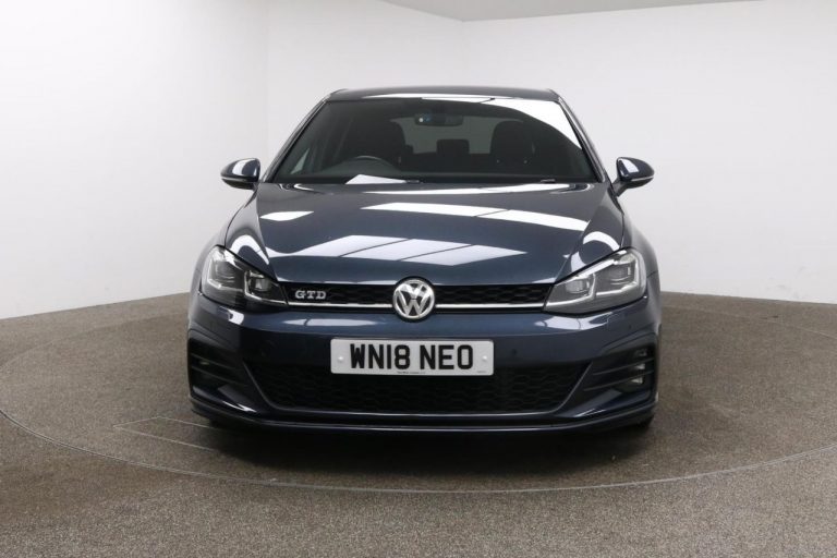 Used 2018 BLUE VOLKSWAGEN GOLF Hatchback 2.0 GTD TDI BLUELINE DSG 5d 182 BHP DIESEL (reg. 2018-04-19) (Automatic) for sale in Stockport