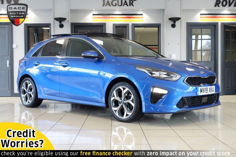Used 2019 BLUE KIA CEED Hatchback 1.4 FIRST EDITION ISG 5d AUTO 139 BHP PETROL (reg. 2019-03-01) (Automatic) for sale in Stockport