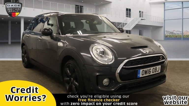 Used 2016 GREY MINI CLUBMAN Estate 2.0 COOPER S 5d AUTO 189 BHP PETROL (reg. 2016-07-08) (Automatic) for sale in Stockport