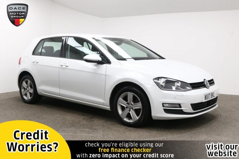 Used 2017 WHITE VOLKSWAGEN GOLF Hatchback 2.0 MATCH EDITION TDI BMT DSG 5d AUTO 148 BHP DIESEL (reg. 2017-03-08) (Automatic) for sale in Stockport