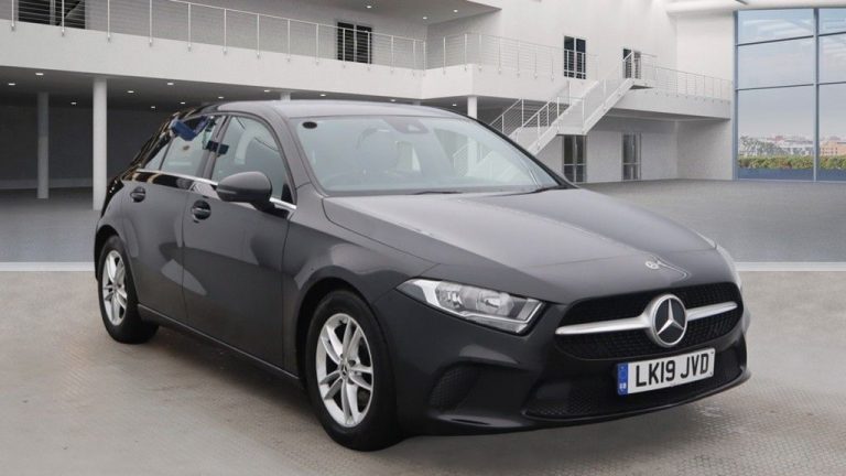 Used 2019 BLACK MERCEDES-BENZ A-CLASS Hatchback 1.5 A 180 D SE 5d AUTO 114 BHP DIESEL (reg. 2019-03-01) (Automatic) for sale in Stockport