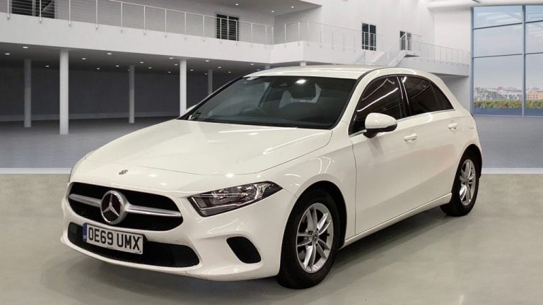Used 2020 WHITE MERCEDES-BENZ A-CLASS Hatchback 1.5 A 180 D SE 5DR AUTO 114 BHP DIESEL (reg. 2020-01-17) (Automatic) for sale in Stockport
