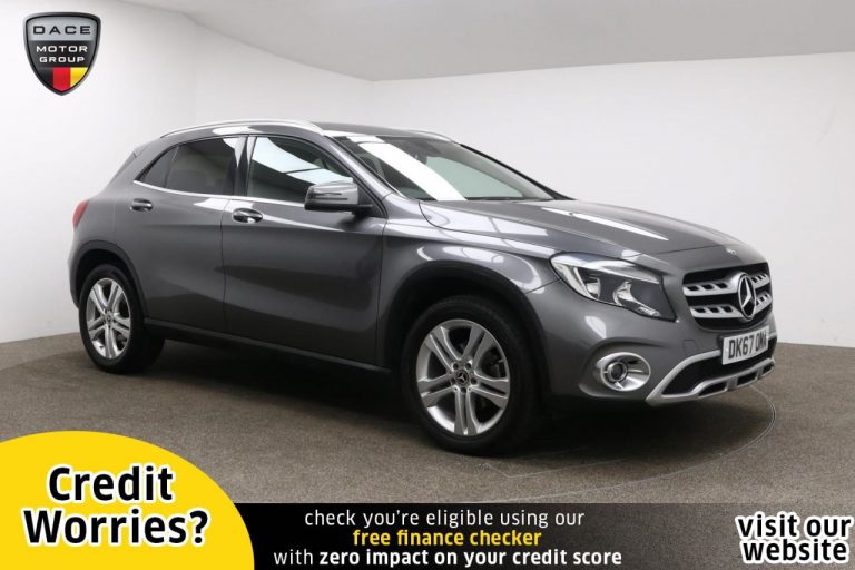 Used 2017 GREY MERCEDES-BENZ GLA-CLASS SUV 1.6 GLA 200 SPORT 5d AUTO 154 BHP PETROL (reg. 2017-09-18) (Automatic) for sale in Stockport