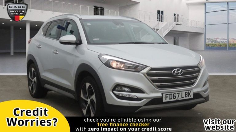 Used 2017 SILVER HYUNDAI TUCSON Estate 1.7 CRDI SPORT EDITION 5d AUTO 139 BHP DIESEL (reg. 2017-12-06) (Automatic) for sale in Stockport
