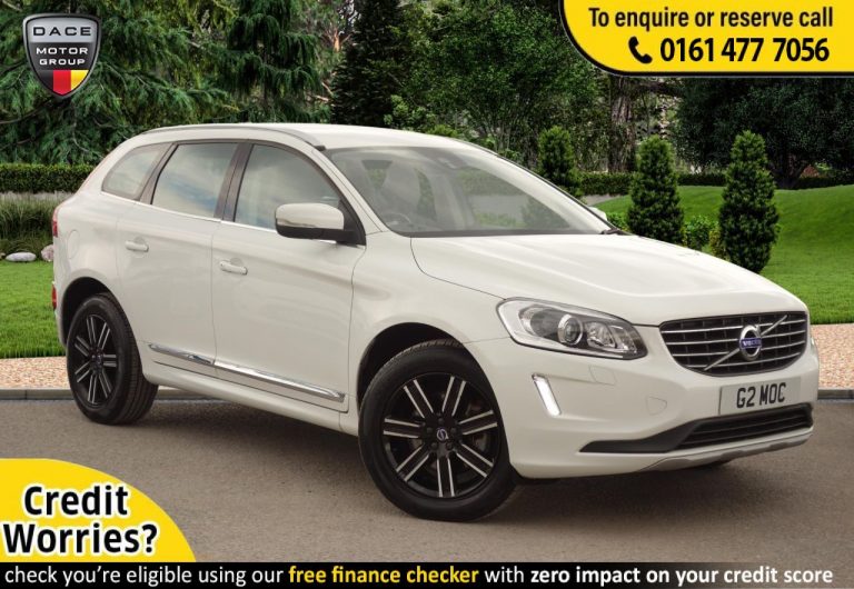 Used 2015 WHITE VOLVO XC60 SUV 2.4 D4 SE LUX NAV AWD 5d AUTO 187 BHP DIESEL (reg. 2015-09-18) (Automatic) for sale in Stockport