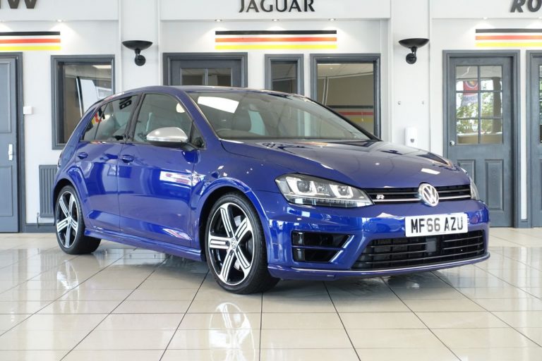 Used 2016 BLUE VOLKSWAGEN GOLF Hatchback 2.0 R DSG 5d AUTO 298 BHP PETROL (reg. 2016-09-01) (Automatic) for sale in Stockport