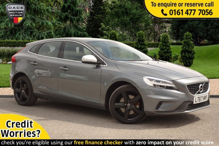 Used 2017 GREY VOLVO V40 Hatchback 1.5 T2 R-DESIGN NAV PLUS 5d AUTO 120 BHP PETROL (reg. 2017-09-30) (Automatic) for sale in Stockport