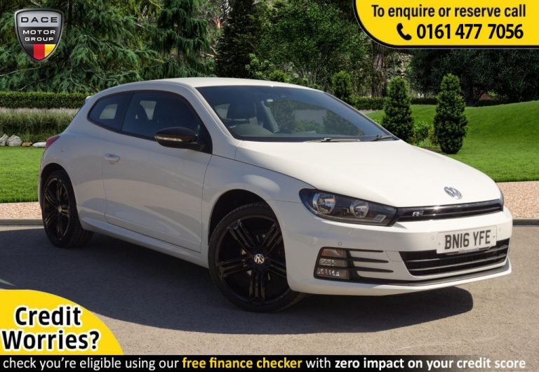 Used 2016 WHITE VOLKSWAGEN SCIROCCO Coupe 2.0 R LINE TDI BLUEMOTION TECHNOLOGY DSG 2d AUTO 148 BHP DIESEL (reg. 2016-03-02) (Automatic) for sale in Stockport