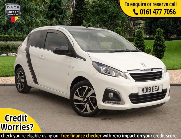 Used 2019 WHITE PEUGEOT 108 Hatchback 1.0 ALLURE 5d AUTO 72 BHP PETROL (reg. 2019-04-30) (Automatic) for sale in Stockport