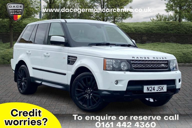 Used 2012 WHITE LAND ROVER RANGE ROVER SPORT Estate 3.0 SDV6 HSE 5DR 255 BHP DIESEL (reg. 2012-03-05) (Automatic) for sale in Stockport