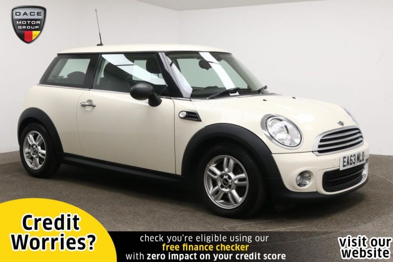 Used 2013 WHITE MINI HATCH ONE Hatchback 1.6 ONE 3d 98 BHP PETROL (reg. 2013-11-09) (Automatic) for sale in Stockport