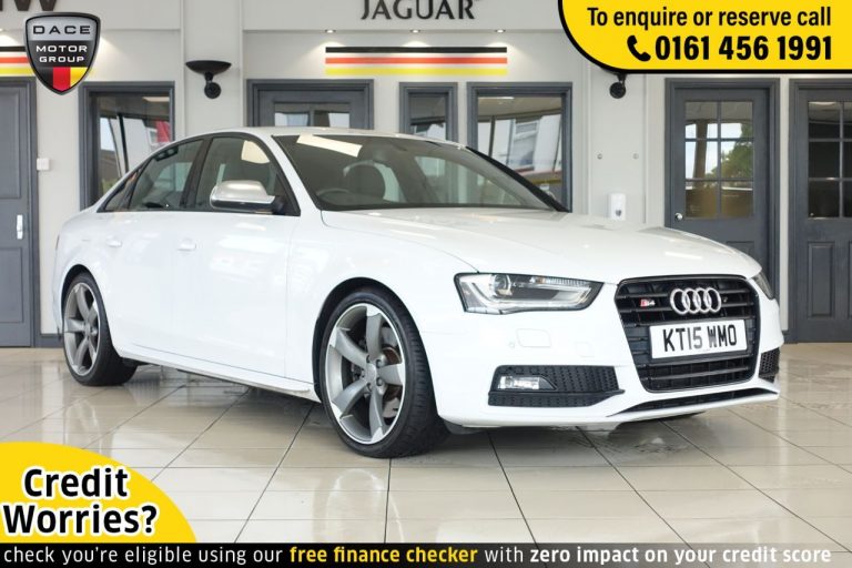 Used 2015 WHITE AUDI S4 Saloon 3.0 S4 QUATTRO 4d 328 BHP PETROL (reg. 2015-07-01) (Automatic) for sale in Stockport