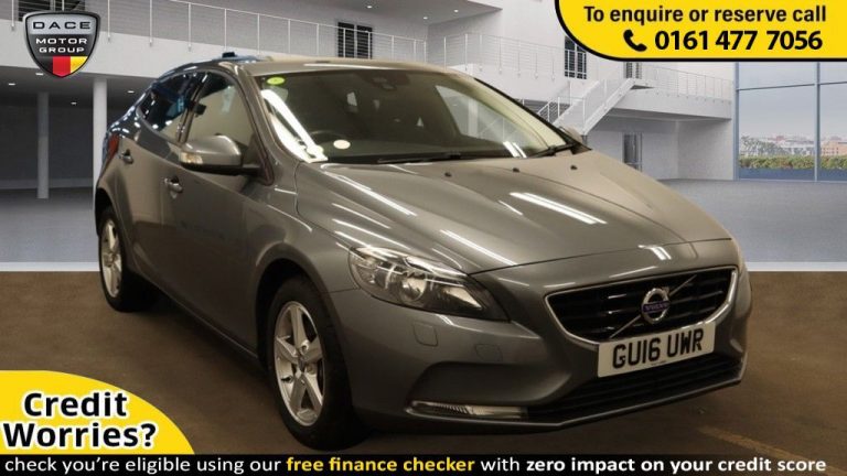 Used 2016 GREY VOLVO V40 Hatchback 1.5 T2 ES 5d AUTO 120 BHP PETROL (reg. 2016-03-31) (Automatic) for sale in Stockport