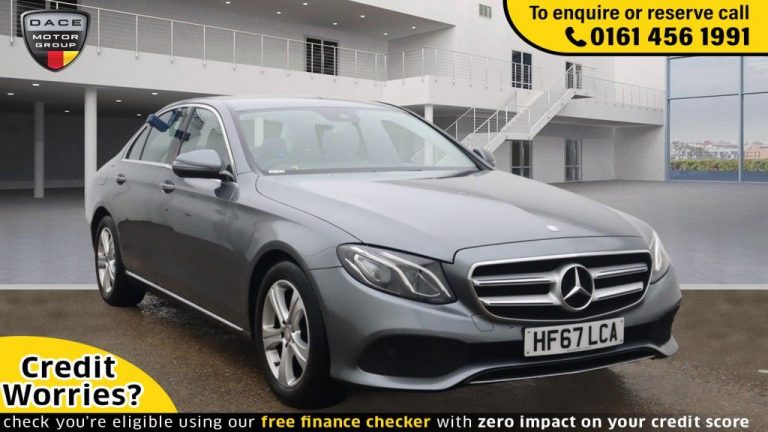 Used 2017 GREY MERCEDES-BENZ E-CLASS Saloon 2.0 E 200 D SE 4d AUTO 148 BHP DIESEL (reg. 2017-09-04) (Automatic) for sale in Stockport
