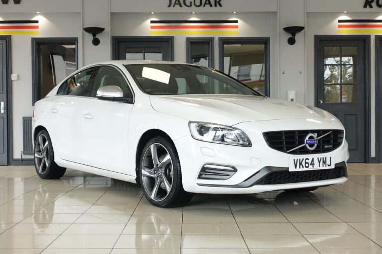 Used 2014 WHITE VOLVO S60 Saloon 2.0 D3 R-DESIGN LUX NAV 4d AUTO 134 BHP DIESEL (reg. 2014-09-30) (Automatic) for sale in Stockport