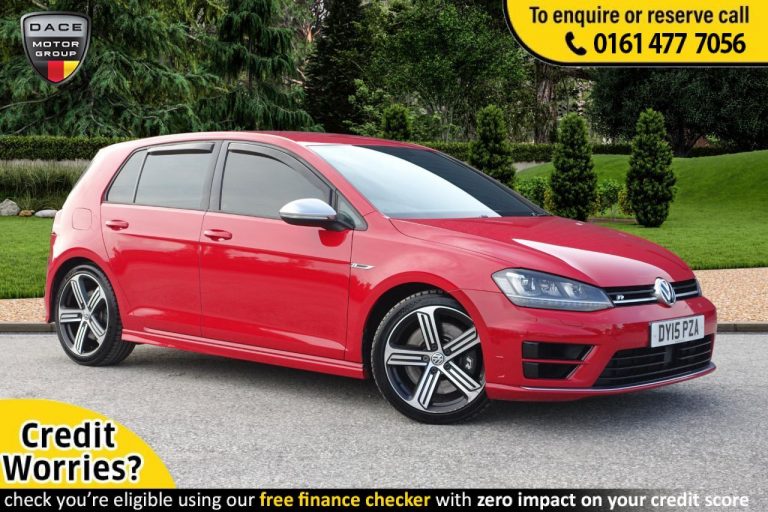 Used 2015 RED VOLKSWAGEN GOLF Hatchback 2.0 R DSG 5d AUTO 298 BHP PETROL (reg. 2015-03-12) (Automatic) for sale in Stockport