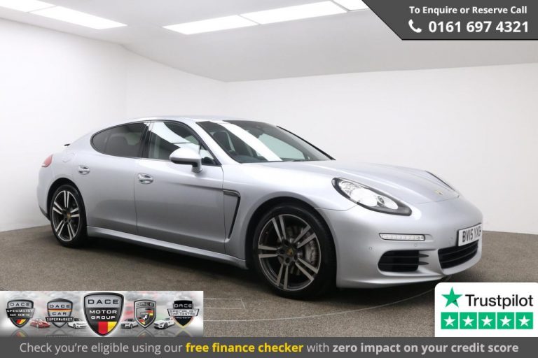 Used 2015 SILVER PORSCHE PANAMERA Hatchback 3.0 D V6 TIPTRONIC 5d AUTO 300 BHP DIESEL (reg. 2015-03-09) (Automatic) for sale in Stockport