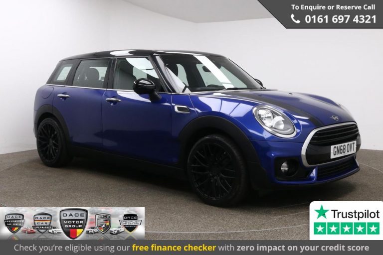Used 2018 BLUE MINI CLUBMAN Estate 1.5 COOPER 5d AUTO 134 BHP PETROL (reg. 2018-10-30) (Automatic) for sale in Stockport