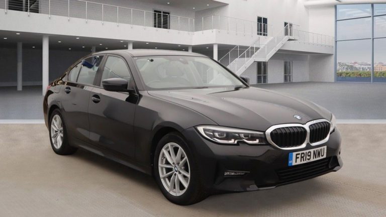 Used 2019 BLACK BMW 3 SERIES Saloon 2.0 318D SE 4DR AUTO 148 BHP DIESEL (reg. 2019-07-25) (Automatic) for sale in Stockport