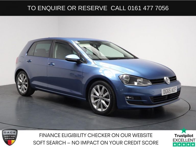 Used 2015 BLUE VOLKSWAGEN GOLF Hatchback 1.4 TSI BlueMotion Tech ACT GT Hatchback 5dr Petrol DSG Euro 6 (s/s) (150 ps) PETROL (reg. 2015-09-10) (Automatic) for sale in Stockport
