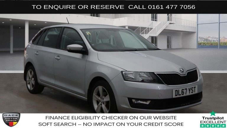 Used 2017 SILVER SKODA RAPID SPACEBACK Hatchback 1.4 TDI SE Tech Hatchback 5dr Diesel DSG Euro 6 (s/s) (90 ps) DIESEL (reg. 2017-12-28) (Automatic) for sale in Stockport
