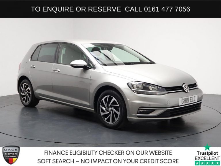 Used 2019 SILVER VOLKSWAGEN GOLF Hatchback 1.0 TSI Match Hatchback 5dr Petrol DSG Euro 6 (s/s) (115 ps) PETROL (reg. 2019-07-11) (Automatic) for sale in Stockport