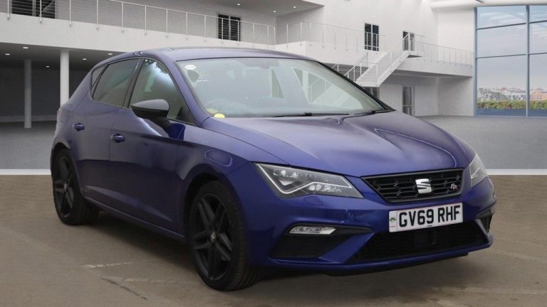 Used 2020 BLUE SEAT LEON Hatchback 2.0 TDI FR Black Edition Hatchback 5dr Diesel DSG Euro 6 (s/s) (150 ps) DIESEL (reg. 2020-02-11) (Automatic) for sale in Stockport