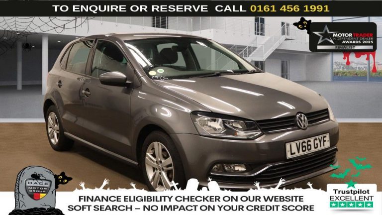 Used 2016 GREY VOLKSWAGEN POLO Hatchback 1.2 TSI BlueMotion Tech Match Hatchback 5dr Petrol DSG Euro 6 (s/s) (90 ps) PETROL (reg. 2016-10-14) (Automatic) for sale in Stockport