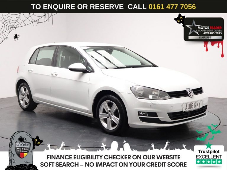Used 2016 WHITE VOLKSWAGEN GOLF Hatchback 1.4 TSI BlueMotion Tech Match Edition Hatchback 5dr Petrol DSG Euro 6 (s/s) (125 ps) PETROL (reg. 2016-03-01) (Automatic) for sale in Stockport