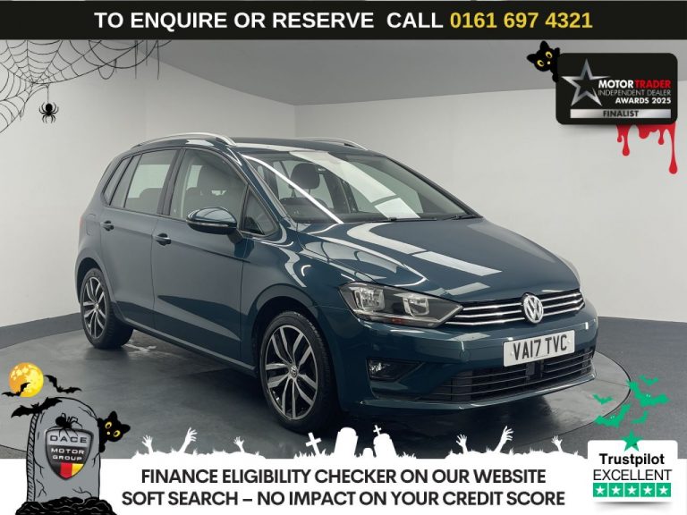 Used 2017 GREEN VOLKSWAGEN GOLF SV MPV 1.4 TSI BlueMotion Tech SE MPV 5dr Petrol DSG Euro 6 (s/s) (125 ps) PETROL (reg. 2017-06-30) (Automatic) for sale in Stockport
