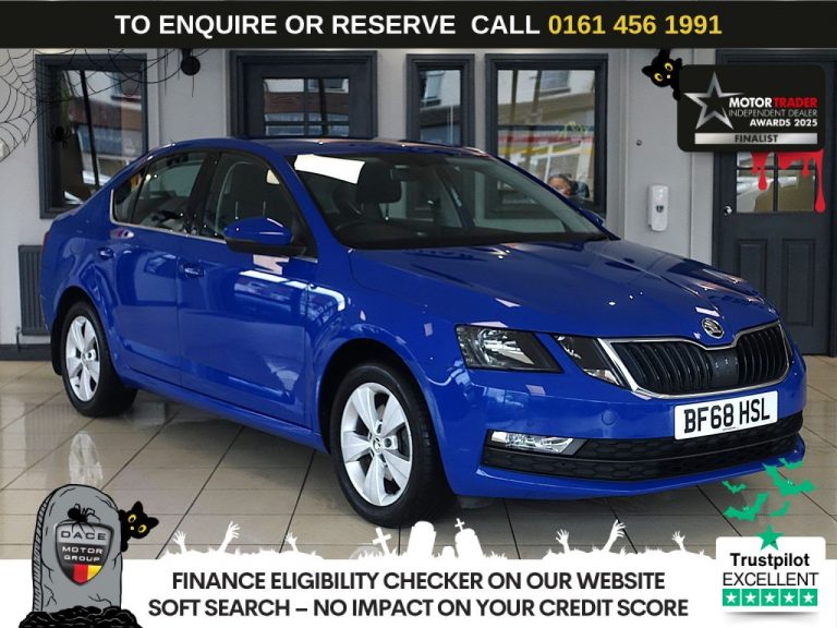 Used 2019 BLUE SKODA OCTAVIA Hatchback 1.0 TSI GPF SE Technology Hatchback 5dr Petrol DSG Euro 6 (s/s) (115 ps) PETROL (reg. 2019-01-02) (Automatic) for sale in Stockport
