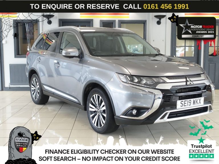 Used 2019 GREY MITSUBISHI OUTLANDER SUV 2.0 MIVEC Exceed SUV 5dr Petrol CVT 4WD Euro 6 (s/s) (150 ps) PETROL (reg. 2019-08-22) (Automatic) for sale in Stockport