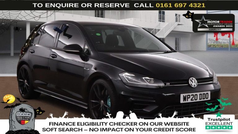 Used 2020 BLACK VOLKSWAGEN GOLF Hatchback 2.0 TSI R Hatchback 5dr Petrol DSG 4Motion Euro 6 (s/s) (300 ps) PETROL (reg. 2020-07-31) (Automatic) for sale in Stockport