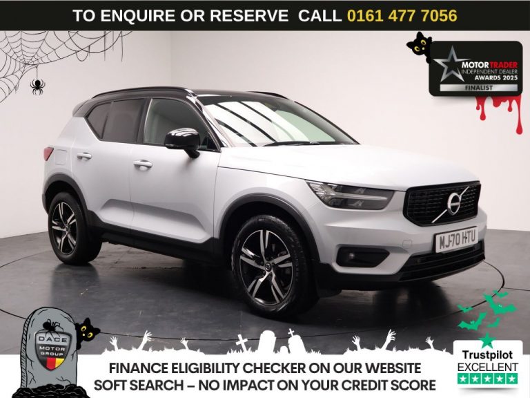 Used 2020 SILVER VOLVO XC40 SUV 1.5 T3 R-Design SUV 5dr Petrol Auto Euro 6 (s/s) (163 ps) PETROL (reg. 2020-10-07) (Automatic) for sale in Stockport