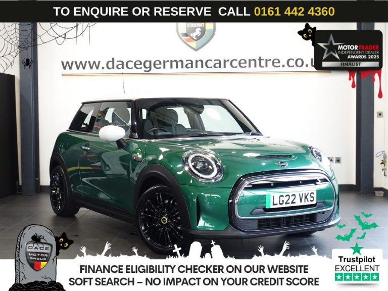 Used 2022 GREEN MINI Electric Hatch Hatchback Cooper SE 32.6kWh Level 2 Hatchback 3dr Electric Auto (184 ps) ELECTRIC (reg. 2022-04-19) (Automatic) for sale in Stockport