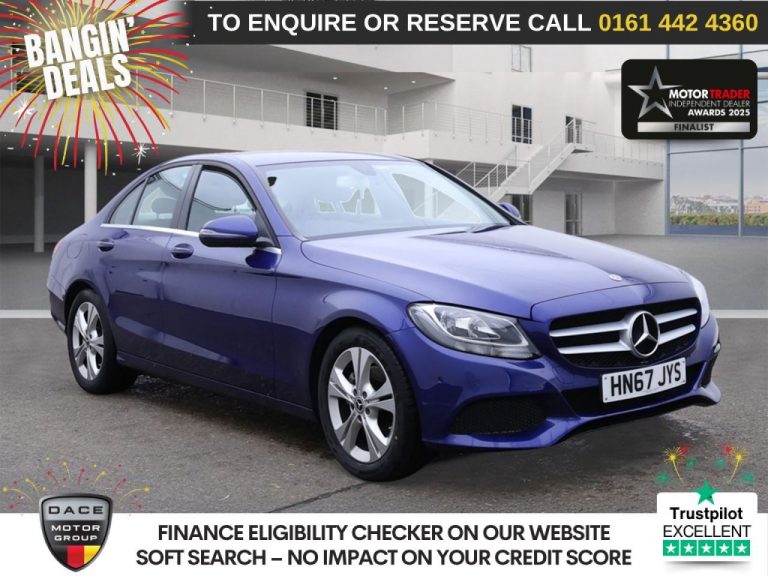 Used 2017 BLUE MERCEDES-BENZ C-CLASS Saloon 2.1 C220d SE Executive Edition Saloon 4dr Diesel G-Tronic+ Euro 6 (s/s) (170 ps) DIESEL (reg. 2017-10-31) (Automatic) for sale in Stockport