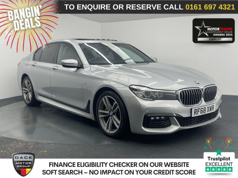 Used 2018 SILVER BMW 7 SERIES Saloon 3.0 740d M Sport Saloon 4dr Diesel Auto xDrive Euro 6 (s/s) (320 ps) DIESEL (reg. 2018-12-28) (Automatic) for sale in Stockport